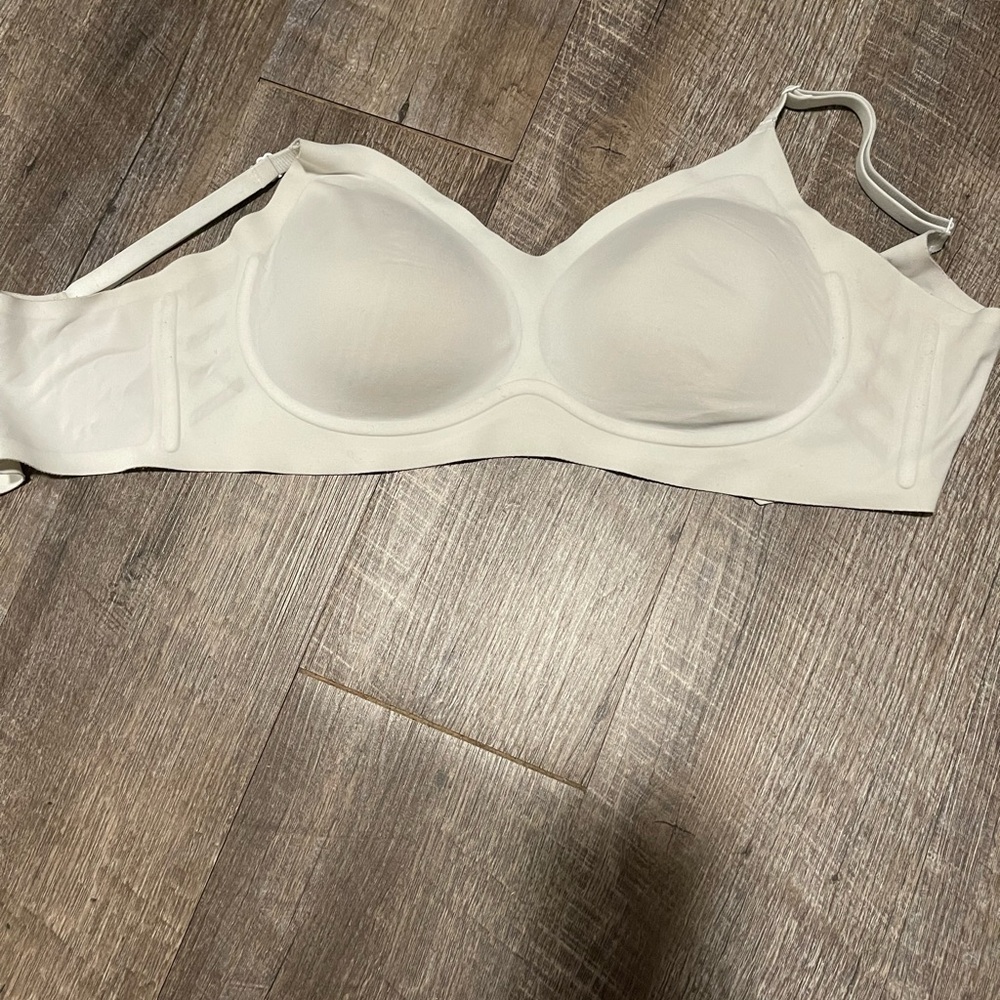 Elegant White Women's Bra